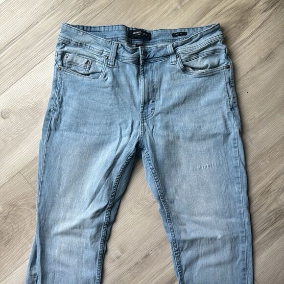 Kenneth Cole Slim Fit Light Wash Jeans 34, 34/30 - Picture 2 of 6